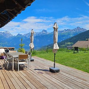 Appartamento Sweet & Cosy Chalet In The Heart Of The Swiss Alps Troistorrents Exterior photo