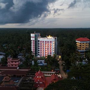 The Habitat Suites Guruvāyūr Exterior photo