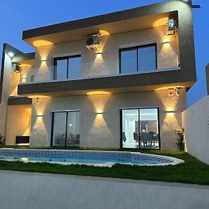 Ultra Modern Luxury Villa With Pool And Garage Akouda Exterior photo