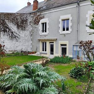 Maison De Ville En Berry Avec Jardin Privatif, Proche Gare Et Centre-Ville, Ideale Pour Familles Et Amis - Fr-1-591-444 Saint-Marcel  Exterior photo