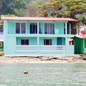 Puerto Lindo Bayview Elegance Bed and Breakfast Colon Exterior photo