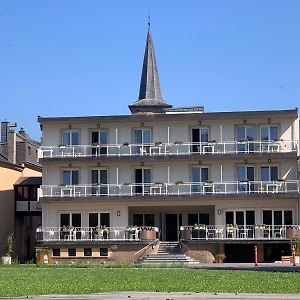 Hotel Ihnen Exterior photo