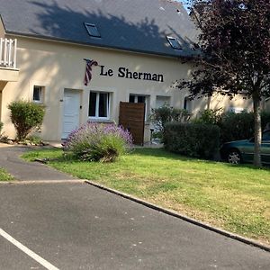 Hotel Le Sherman Colleville-sur-Mer Exterior photo