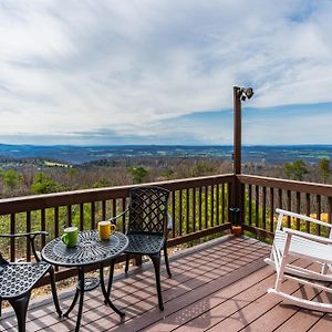 Mountaintop Views, Hot Tub, Deck, Fire Pit & Wifi Villa Augusta Exterior photo