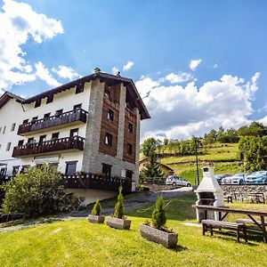 Hotel Saint-Nicolas Exterior photo