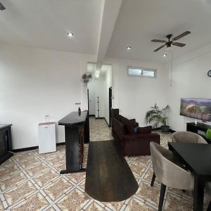 Appartamento Apartamento En La Zona Viva Con Parqueo Exclusivo San Pedro La Laguna Exterior photo