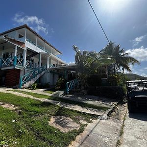 Hotel Whitepearl Providencia  Exterior photo