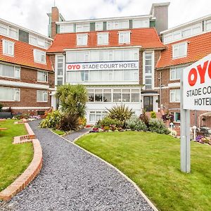 Oyo Stade Court Hotel Hythe  Exterior photo