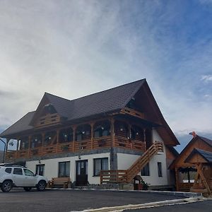 Pensiune Agroturistica "Casa Teodora" Villa Budeşti Exterior photo