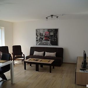 Appartamento Zeleny Apartman Luzice Exterior photo