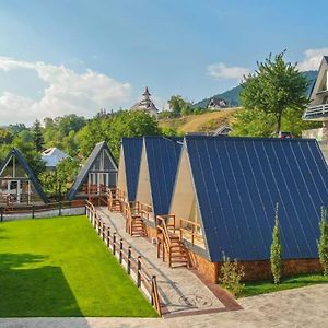 La Casute Luxury Villa Piatra Neamţ Exterior photo