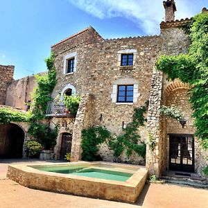 Els Racons Del Fort Castle Hosting Up To 18 People Villa Capmany Exterior photo