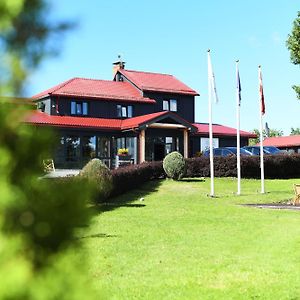 Hotel Jolanta Alūksne Exterior photo