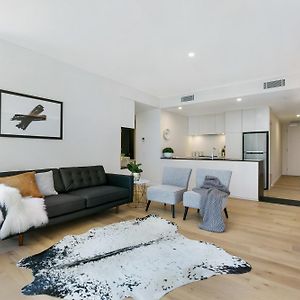 Appartamento Ultra modern 2 bdrm in St Leonards Crows Nest - 803NOR Sydney Exterior photo