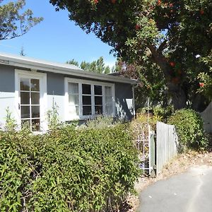 Waipapa - The Heart Of The Harbour Bed and Breakfast Diamond Harbour Exterior photo