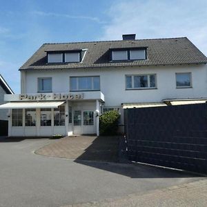 M&M Park Hotel Radevormwald Exterior photo