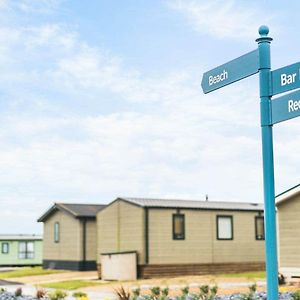 Hotel Queensberry Bay Leisure Park Powfoot Exterior photo