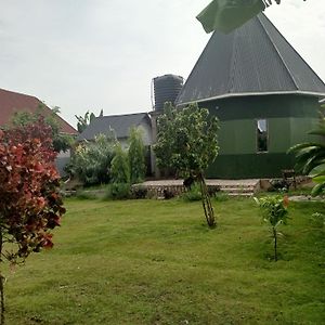 Appartamento Ndugu Gardens Kasese Exterior photo