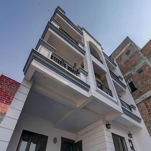 Hotel Collection O The Lemongrass Prayagraj Exterior photo