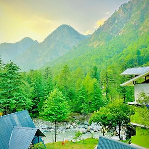 Hotel Vansh-A Hotel With Private Lawn And Parking Kasol Exterior photo