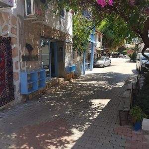 Boynuz Agaci Pansiyon Bed and Breakfast Kaleucagız Exterior photo