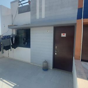 Ravechi Homestay Bhuj Exterior photo