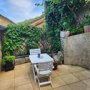 Appartamento Little Atypical House With Private Terrace Saint-Benoît-des-Ondes Exterior photo