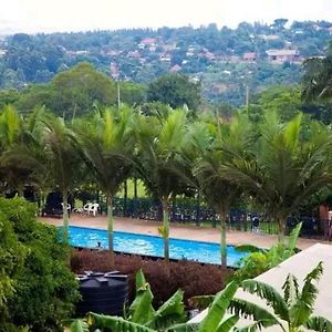 Hotel Kavumba Recreation Centre And Zoo Wakiso Exterior photo