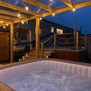 Horse Truck Tiny Home With Hot Tub Ashbourne Exterior photo