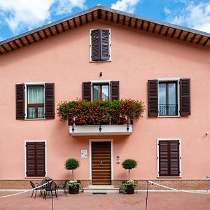 Hotel Sibilla Ospitalita' Visso Exterior photo