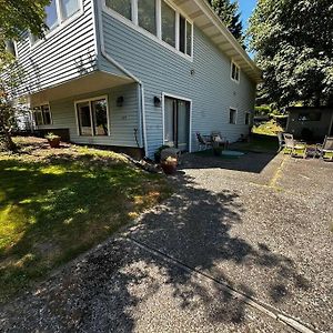 Furnished Basement Apartment Ferndale Exterior photo