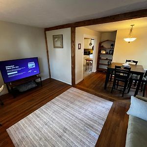 Appartamento Comfortable And Cozy Apt With Parking Burlington Exterior photo