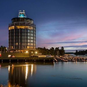 Clarion Lakeside Inn & Conference Centre Kenora Exterior photo