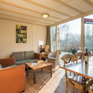 Cosy Bungalow With Dishwasher In The Middle Of De Maasduinen Villa Arcen Exterior photo