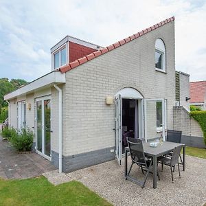 Comfortable Villa With Combi-Microwave In Green Surroundings Arcen Exterior photo