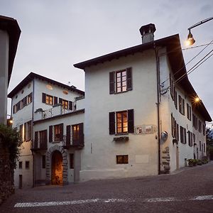 Le Corti Dei Sassi Bed and Breakfast Berbenno di Valtellina Exterior photo