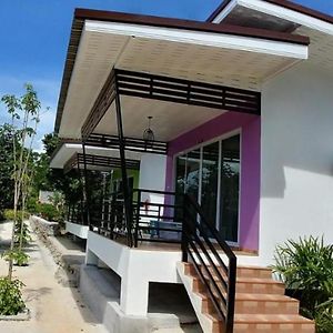 Hotel Thip Buri Riverside Sichon Exterior photo