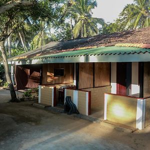 Hotel Lake Side Cabana Galle Exterior photo