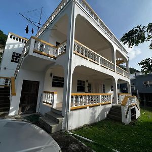 Appartamento The White House Morne Rouge Exterior photo