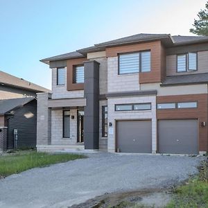 Spacious Modern Orillia Family Retreat Villa Washago Exterior photo