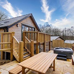 Derwent, Woodland Lodge With Hot Tub For 6 Oakamoor Exterior photo