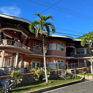 The Royal Nest Trinidad Bed and Breakfast Diego Martin Exterior photo