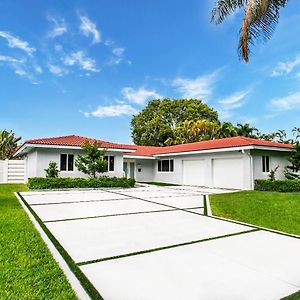 Luxury 5Br Villa Heated Pool Near Beach & Casino Dania Beach Exterior photo