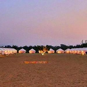 Hotel Itdc Luxury Camps Managed By Zenith Hospitality Prayagraj Exterior photo