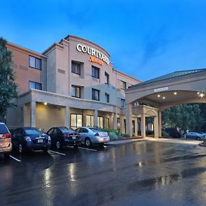 Hotel Courtyard By Marriott Providence Warwick Exterior photo