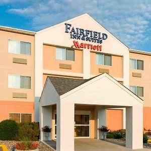 Fairfield Inn & Suites Fargo Exterior photo