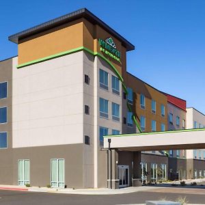 Hotel Wingate By Wyndham Kingman Exterior photo