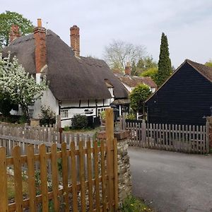 Abingplough House Bed and Breakfast Abingdon-on-Thames Exterior photo