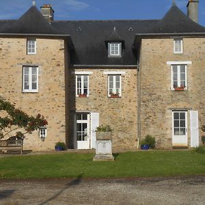 Hotel Au Presbytère de Dagmar Erbrée Exterior photo