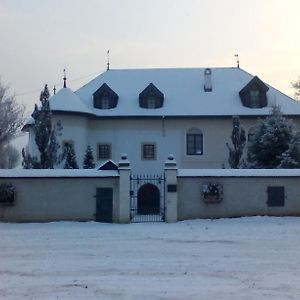 Appartamento Castle Kaštieľ Kotešová Exterior photo